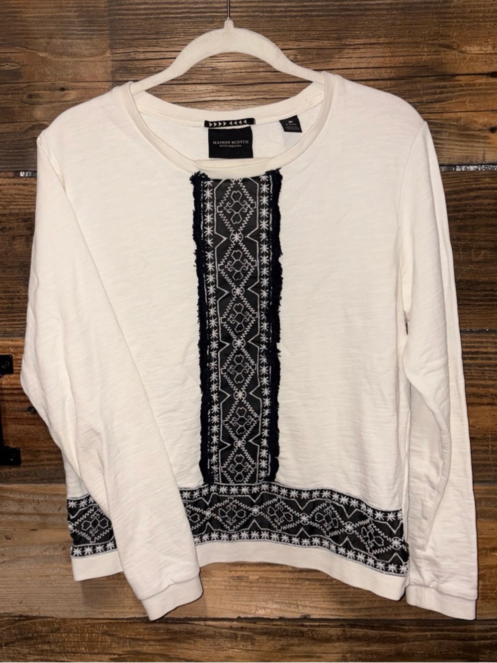Maison Scotch White Crewneck with Black Embroidery 100% Cotton